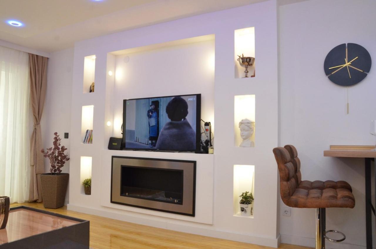 Centar 5 Star Lägenhet Kraljevo Exteriör bild